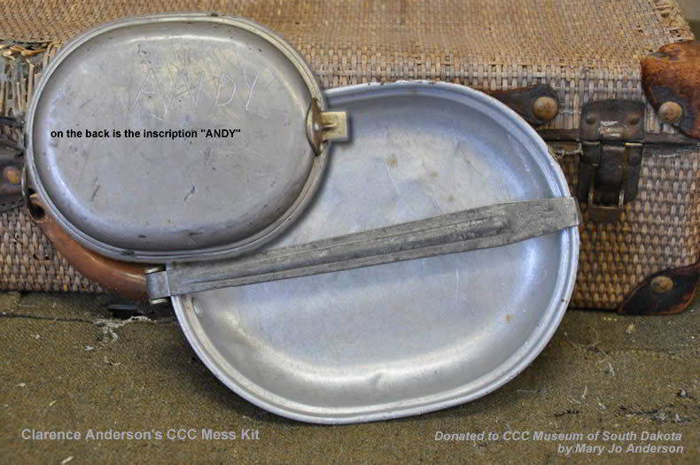 Clarence Anderson - Mess Kit Clarence Anderson - Mess Kit