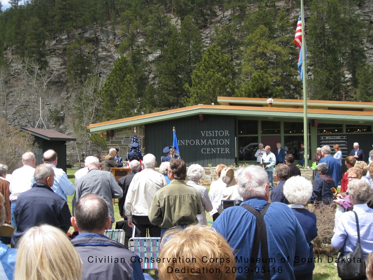 Crowd listens to the band