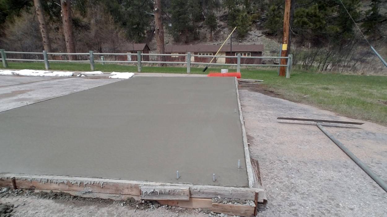 Concrete pad for Goens Truck building