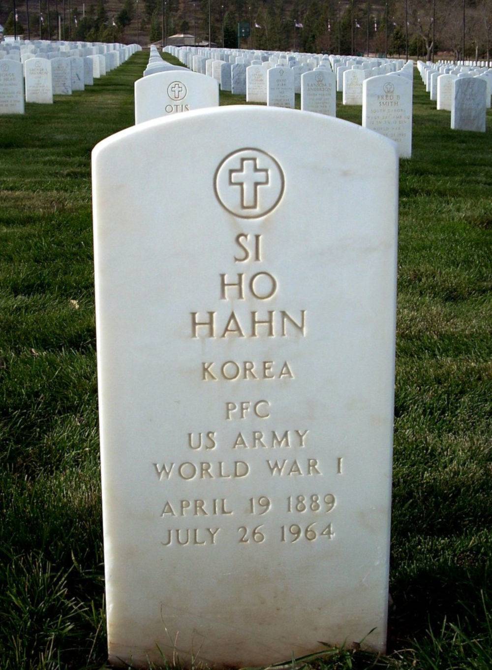 Si Ho Hahn Si Ho Hahn