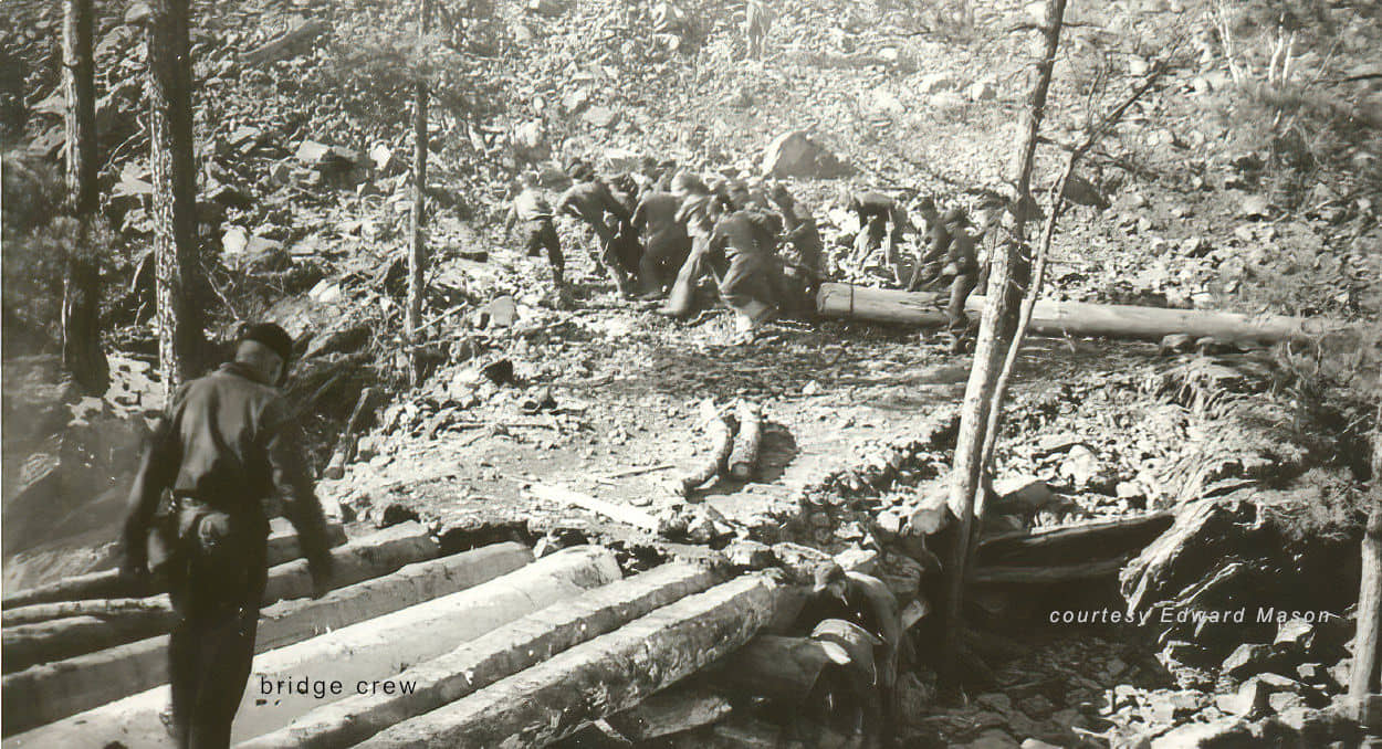 bridge crew moving log
