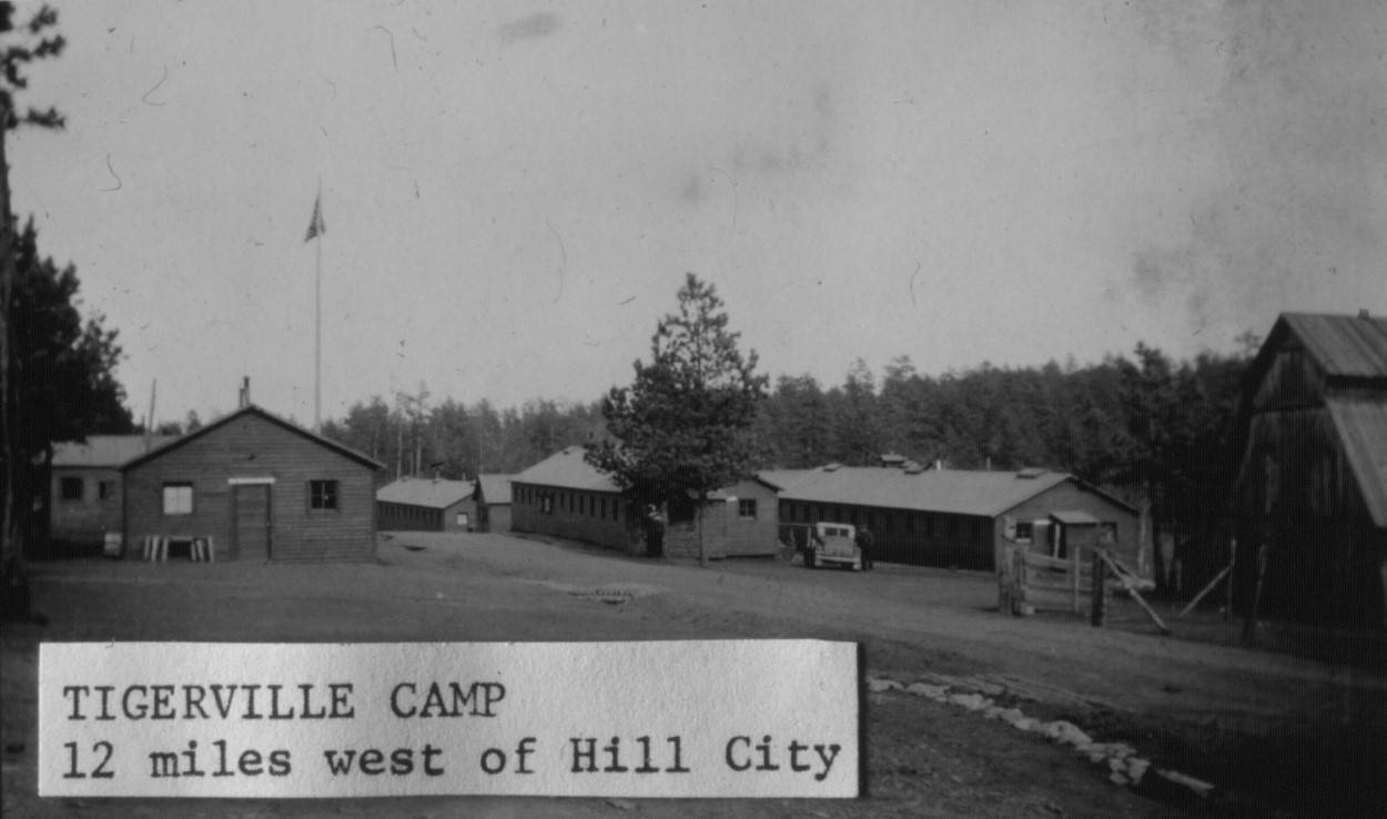 Photo from Milt Schleve collection