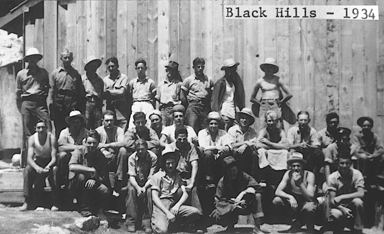 Photo from Milt Schleve collection