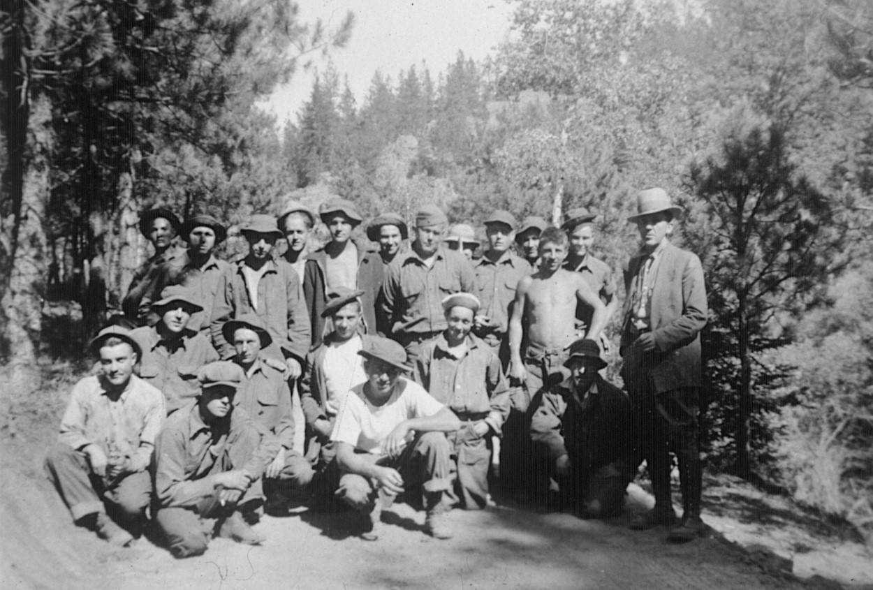 Photo from Milt Schleve collection