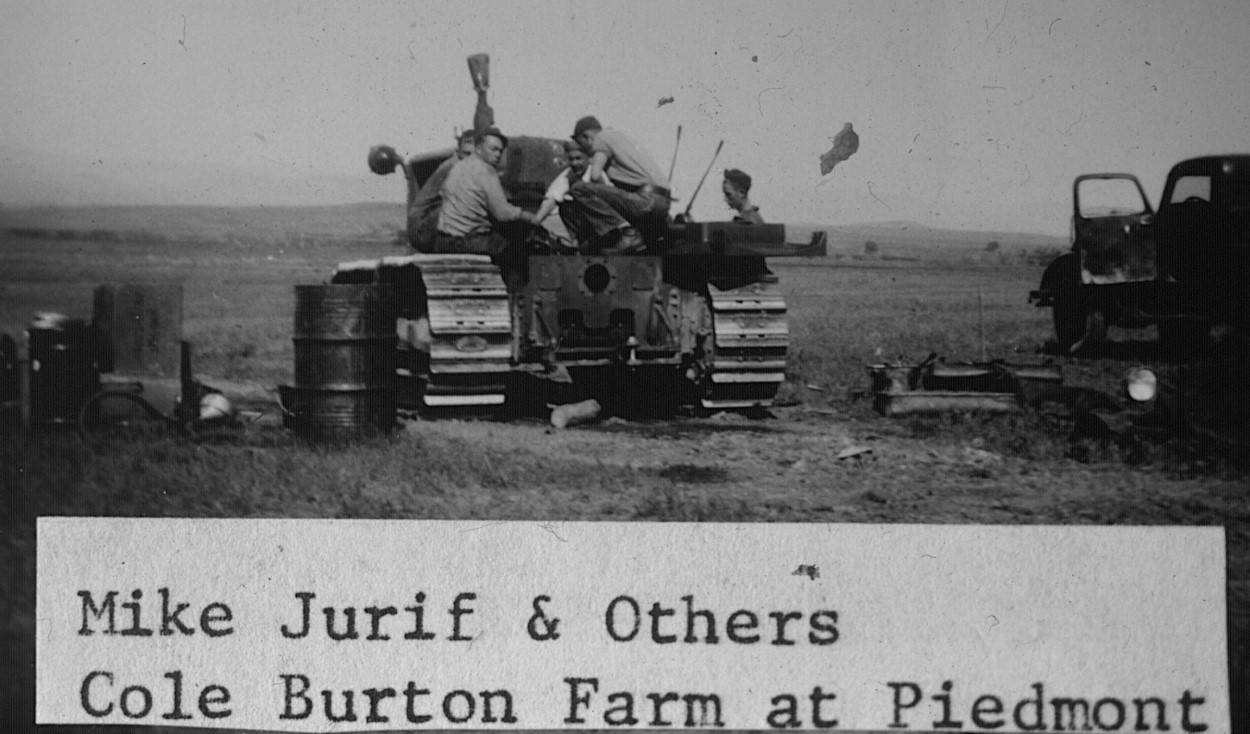 Photo from Milt Schleve collection