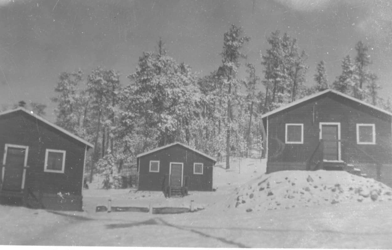camp in snow